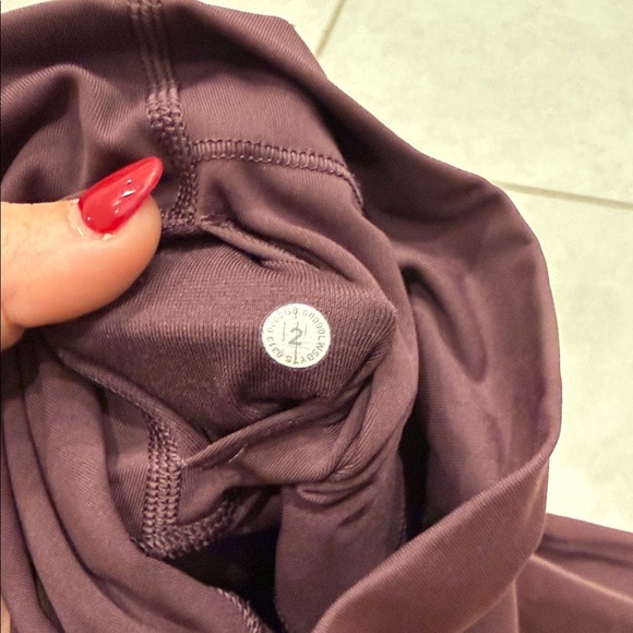 lululemon athletica Women's Leggings - Picture 2 of 2